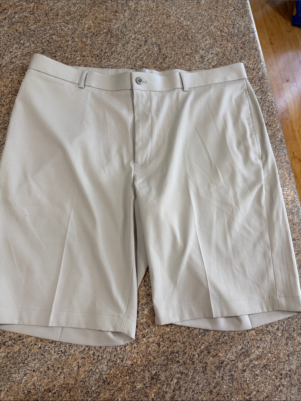 Slazenger Men's Flat-Front Shorts in Light Tan - 38 inch waist